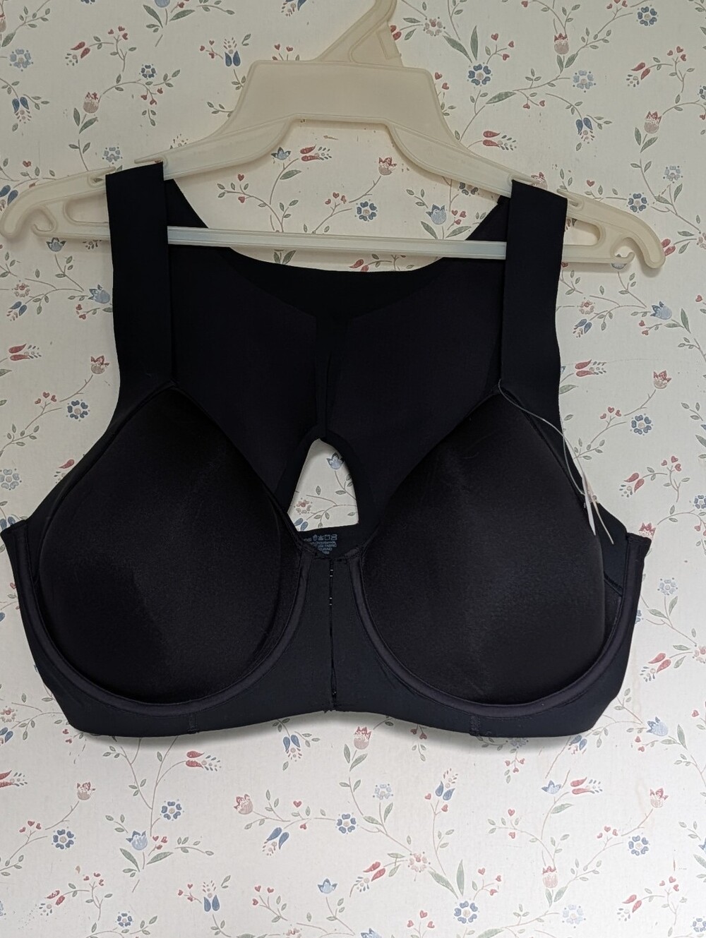 NWT Bali Bra 40 DD Black Full Coverage Support Bra Comfort & Lift Nylon Spandex